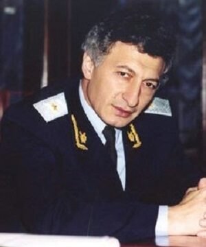 İsmət Qayıbov İsmət Qayıbov